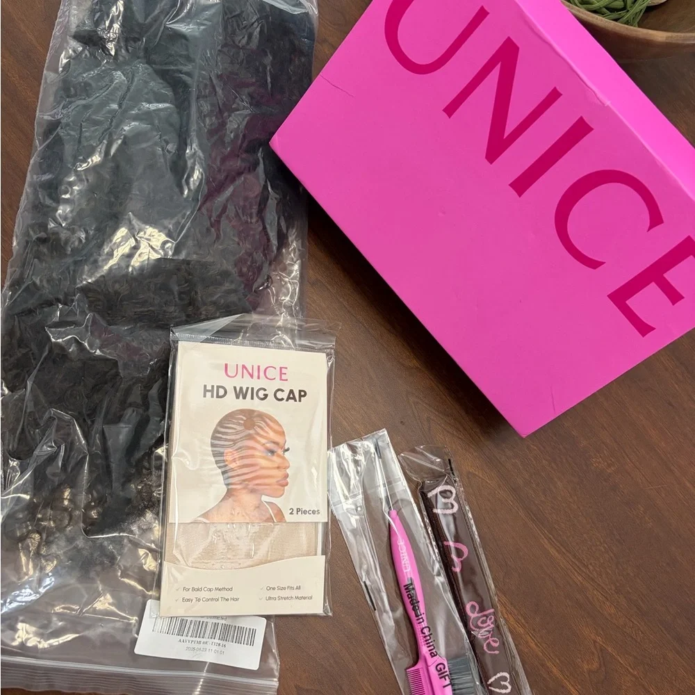 UNice InvisiBlend V part Jerry Curly& Kinky Curly Wig 16”